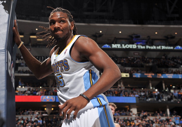 对抗密集的 对抗密集的